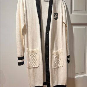 Selling multiple items All size small $25